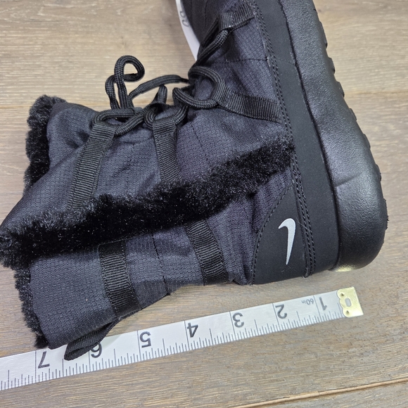 Nike Roshe One Hi Black Sneaker Boots 1Y - Picture 16 of 16